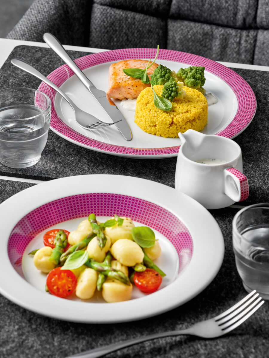 Bauscher-Care-Invita-Dimension-pink-Plates-01 Bauscher-Care-Invita-Dimension-pink-Plates-01